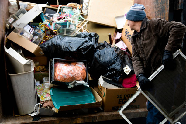 Best Garage Cleanout  in Collinwood, TN
